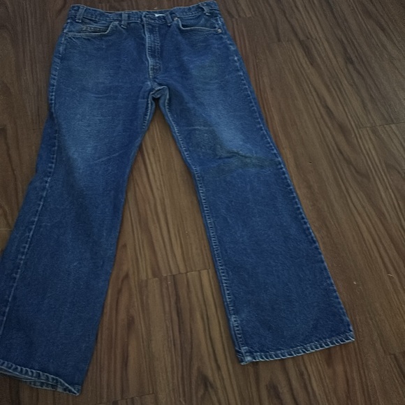 Levis - Picture 3 of 3